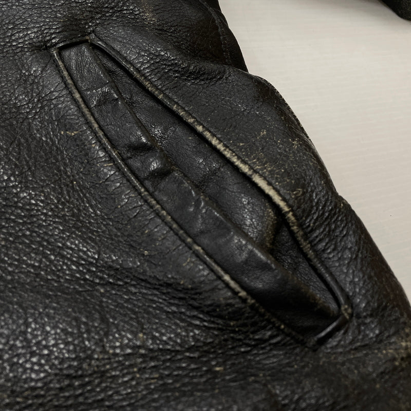 【現状渡し品】【メンズ】 SCHOTT ショット LEATHER RIDERS JACKET 1362502004 レザー ライダース ジャケット アウター 145-261004-sa-04-teih サイズ：34 カラー：ブラック 万代Net店