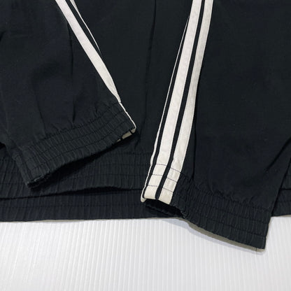 【中古品】【メンズ】 ADIDAS アディダス 80～90's SKIPPER-COLLAR PULLOVER JACKET VINTAGE 80～90年代 スキッパーカラー プルオーバー ジャケット ライトアウター デサント製 ヴィンテージ 148-261005-yo-07-teih サイズ：O-XO カラー：ブラック 万代Net店