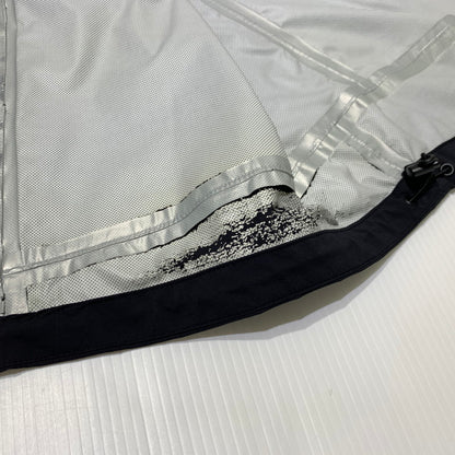 【現状渡し品】【メンズ】 F.C.R.B. エフシーアールビー TOUR JACKET FCRB-178031 ツアージャケット ライトアウター ナイロンパーカー 142-261006-ko-14-teih サイズ：L カラー：ブラック/グレー 万代Net店