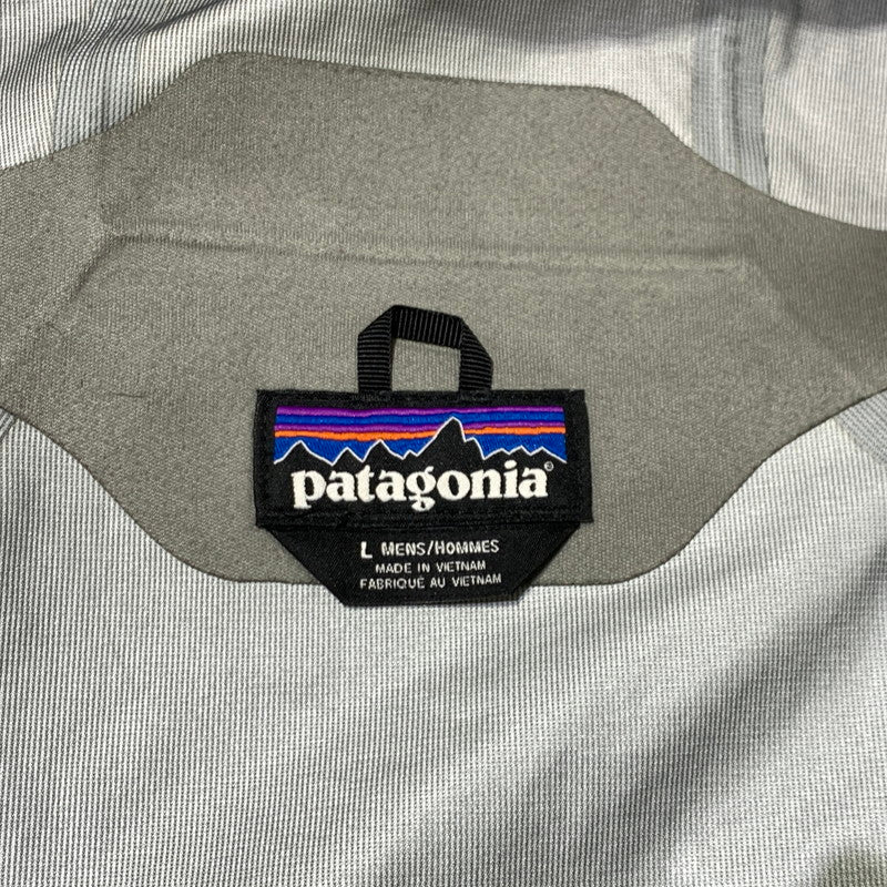 【中古品】【メンズ】 Patagonia パタゴニア TORRENTSHELL 3L JKT 85240SP20 トレントシェル ジャケット ライトアウター ナイロンパーカー 144-261006-ko-13-teih サイズ：L カラー：レッド系/ネイビー系 万代Net店