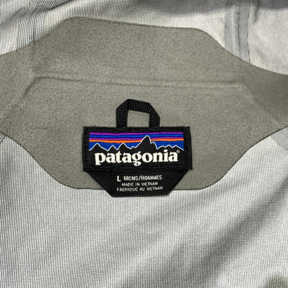 【中古品】【メンズ】 Patagonia パタゴニア TORRENTSHELL 3L JKT 85240SP20 トレントシェル ジャケット ライトアウター ナイロンパーカー 144-261006-ko-13-teih サイズ：L カラー：レッド系/ネイビー系 万代Net店
