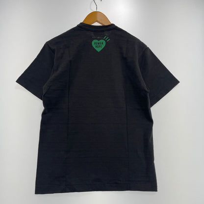 【中古品】【メンズ】 HUMAN MADE ヒューマンメイド × J－HOPE OF BTS ジェイホープ 別注コラボ HUMAN HOPE GRAPHIC T-SHIRT ”BLACK” XX31TE001 ヒューマンホープ グラフィック Tシャツ 半袖 トップス 142-261014-yo-18-teih サイズ：S カラー：ブラック 万代Net店