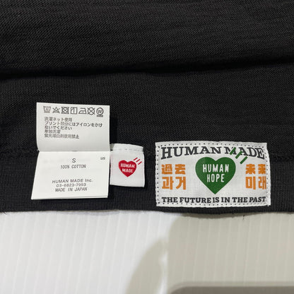 【中古品】【メンズ】 HUMAN MADE ヒューマンメイド × J－HOPE OF BTS ジェイホープ 別注コラボ HUMAN HOPE GRAPHIC T-SHIRT ”BLACK” XX31TE001 ヒューマンホープ グラフィック Tシャツ 半袖 トップス 142-261014-yo-18-teih サイズ：S カラー：ブラック 万代Net店