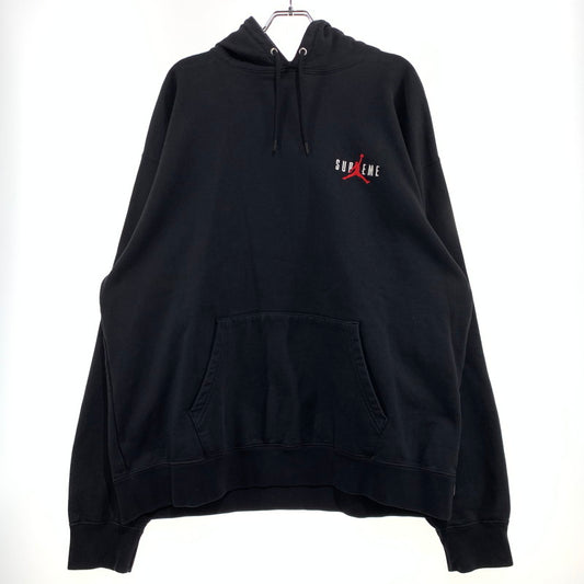 【中古品】【メンズ】 Supreme シュプリーム × JORDAN ジョーダン 別注 コラボ 24AW HOODED SWEATSHIRT FA240205STY フーデッド スウェットシャツ トップス プルオーバーパーカー 149-261025-ko-09-teih サイズ：XL カラー：ブラック 万代Net店