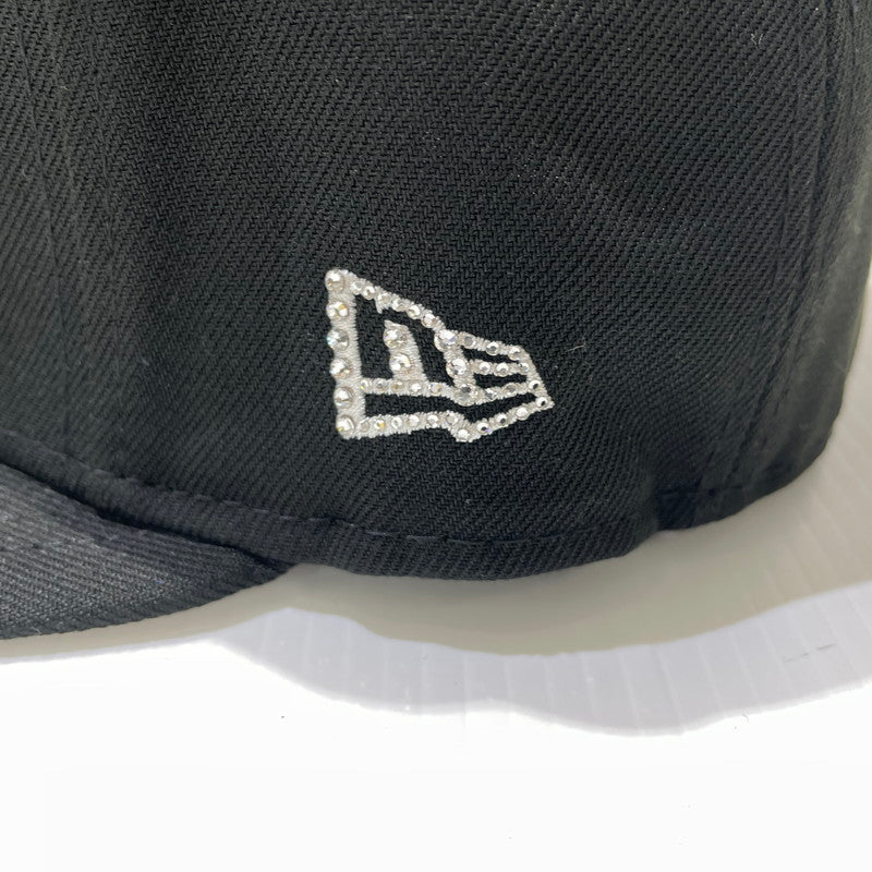 【中古品】【メンズ】 SUPREME シュプリーム × SWAROVSKI スワロフスキー 別注コラボ 25AW S LOGO NEW ERA ”BLACK” Sロゴ ニューエラ キャップ 帽子 185-261009-yo-14-teih サイズ：7 1/2(59.6cm) カラー：ブラック 万代Net店
