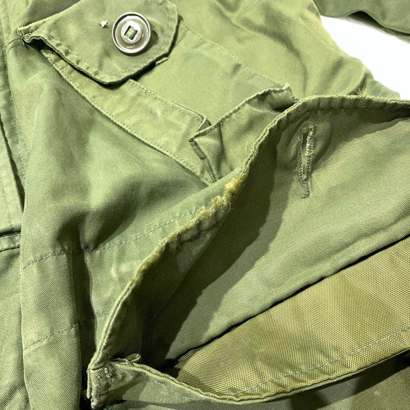【現状渡し品】【メンズ】 UNKNOWN CANADIAN ARMY MK-2 JACKET 8415-21-870-5575 カナディアン アーミー MK-2ジャケット ライトアウター ミリタリーコート 145-261006-ko-16-teih サイズ：R-S カラー：カーキ系 万代Net店