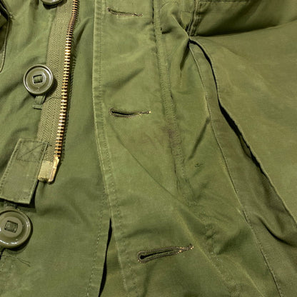 【現状渡し品】【メンズ】 UNKNOWN CANADIAN ARMY MK-2 JACKET 8415-21-870-5575 カナディアン アーミー MK-2ジャケット ライトアウター ミリタリーコート 145-261006-ko-16-teih サイズ：R-S カラー：カーキ系 万代Net店