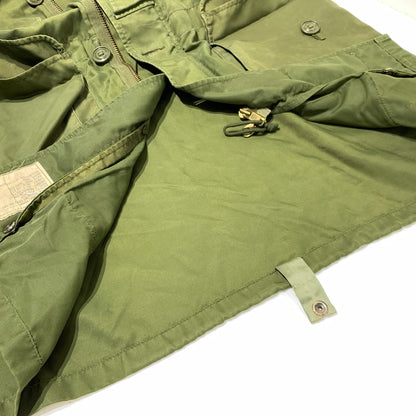 【現状渡し品】【メンズ】 UNKNOWN CANADIAN ARMY MK-2 JACKET 8415-21-870-5575 カナディアン アーミー MK-2ジャケット ライトアウター ミリタリーコート 145-261006-ko-16-teih サイズ：R-S カラー：カーキ系 万代Net店