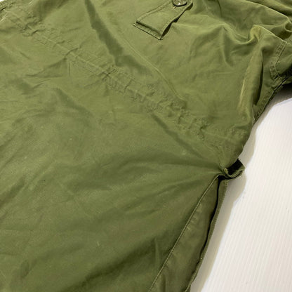 【現状渡し品】【メンズ】 UNKNOWN CANADIAN ARMY MK-2 JACKET 8415-21-870-5575 カナディアン アーミー MK-2ジャケット ライトアウター ミリタリーコート 145-261006-ko-16-teih サイズ：R-S カラー：カーキ系 万代Net店