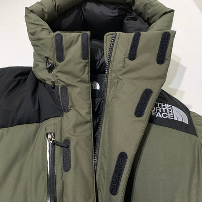【中古品】【メンズ】 THE NORTH FACE ザ・ノースフェイス BALTRO LIGHT JACKET ND92340 バルトロ ライトジャケット アウター ダウンジャケット 144-261006-ko-28-teih サイズ：M カラー：カーキ 万代Net店