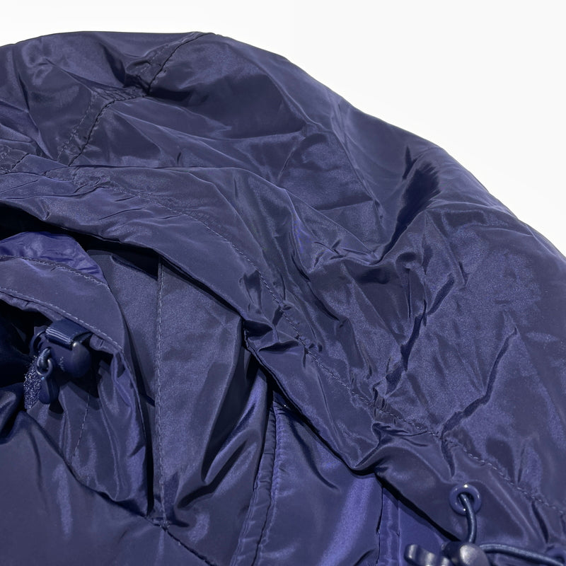 【中古品】【メンズ】 SUPREME シュプリーム × UMBRO アンブロ 別注コラボ 25AW DOWN PUFFER JACKET 2025年秋冬 ダウン パファー ジャケット アウター 149-261004-sa-27-teih サイズ：3XL カラー：ネイビー 万代Net店