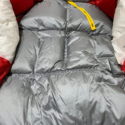 【中古品】【メンズ】 MONCLER モンクレール × GENIUS 5 CRAIG GREEN ジーニアス 5 クレイグ・グリーン 別注 コラボ COOLIDGE GIUBBOTTO E209H4139500 クーリッジ ダウンジャケット アウター 141-261009-ko-17-teih サイズ：2 カラー：レッドシルバーホワイト 万代Net店
