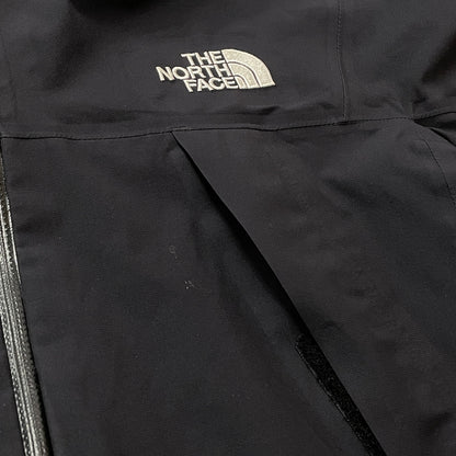 【中古品】【メンズ】 THE NORTH FACE ザ ノースフェイス CLIMB LIGHT JACKET NPW11503 クライム ライト ジャケット アウター 168-261007-sa-21-teih サイズ：M カラー：ブラック 万代Net店