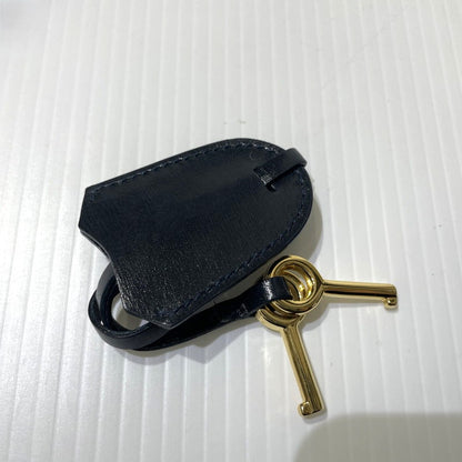 【中古品】【レディース】 GUCCI グッチ LADY LOCK 2WAY SHOULDER BAG 004-1817-0485 レディロック 2ウェイ ショルダーバッグ カバン 180-261009-yo-05-teih カラー：ネイビー 万代Net店