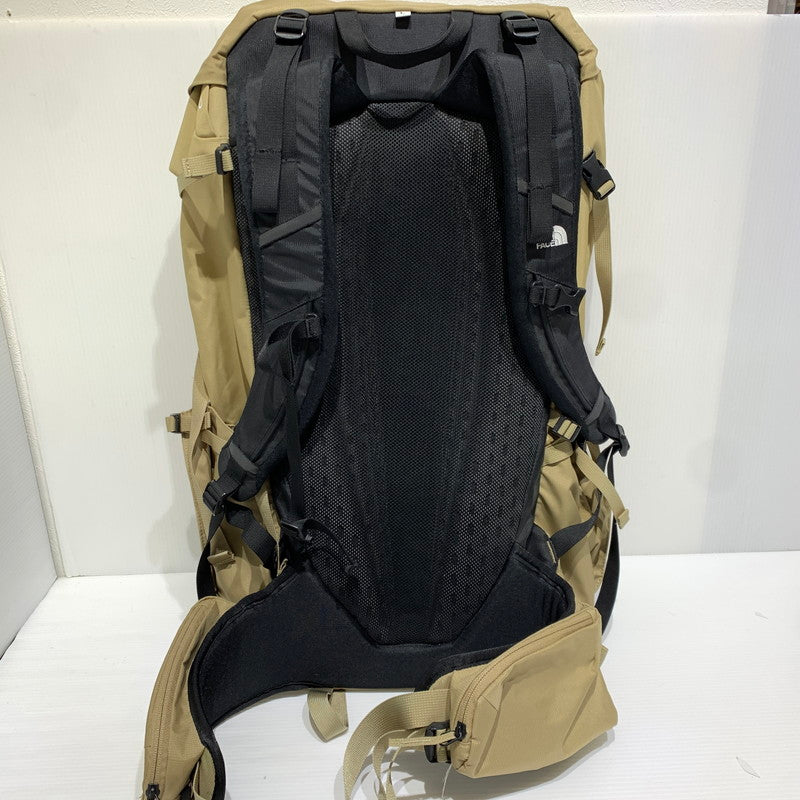 【中古品】【メンズ/レディース】 THE NORTH FACE ザ・ノースフェイス TELLUS 45 NM62200 テルス トレッキング バックパック カバン アウトドア 188-261011-ko-15-teih カラー：ベージュ 万代Net店