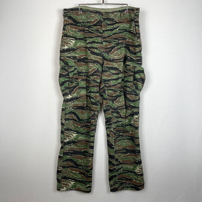 【中古品】【メンズ】 GUNG HO ガンホー TIGER STRIPE CARGO PANTS タイガーストライプ カーゴパンツ ボトムス 145-261014-ss-14-teih サイズ：34 カラー：グリーン系 万代Net店