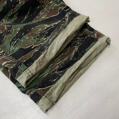 【中古品】【メンズ】 GUNG HO ガンホー TIGER STRIPE CARGO PANTS タイガーストライプ カーゴパンツ ボトムス 145-261014-ss-14-teih サイズ：34 カラー：グリーン系 万代Net店