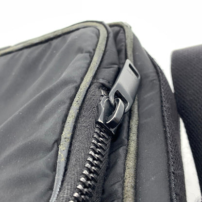 【現状渡し品】【メンズ/レディース】 Saint Laurent サン・ローラン MINI SHOULDER BAG 779661 ミニ ショルダーバッグ カバン カメラバッグ 180-261011-ko-13-teih カラー：ブラック 万代Net店