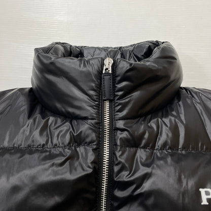 【中古品】【メンズ】 PRADA プラダ SHINY NYLON DOWN JACKET SGC089 シャイニー ナイロン ダウン ジャケット アウター 141-261011-sa-06-teih サイズ：M カラー：ブラック 万代Net店