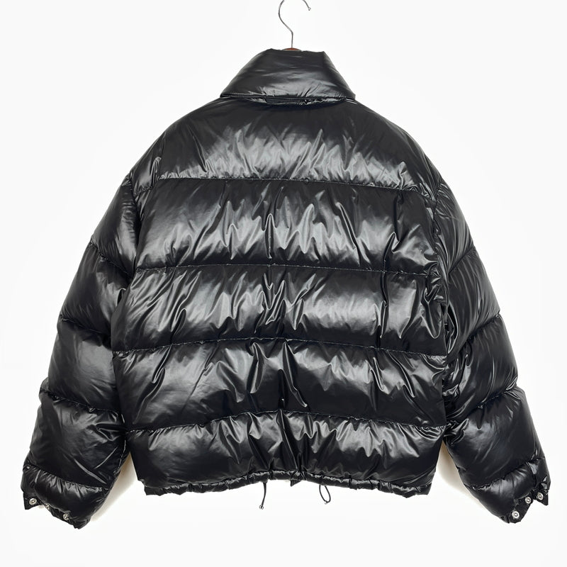 【中古品】【メンズ】 PRADA プラダ SHINY NYLON DOWN JACKET SGC089 シャイニー ナイロン ダウン ジャケット アウター 141-261011-sa-06-teih サイズ：M カラー：ブラック 万代Net店