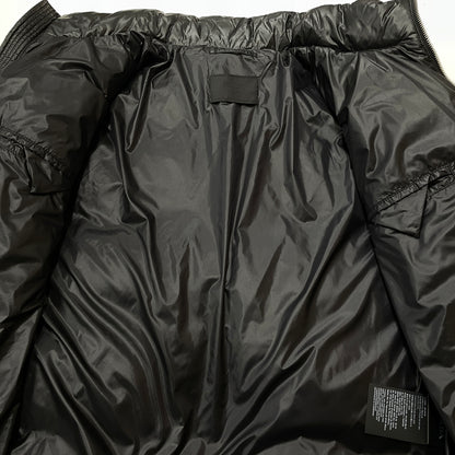 【中古品】【メンズ】 PRADA プラダ SHINY NYLON DOWN JACKET SGC089 シャイニー ナイロン ダウン ジャケット アウター 141-261011-sa-06-teih サイズ：M カラー：ブラック 万代Net店
