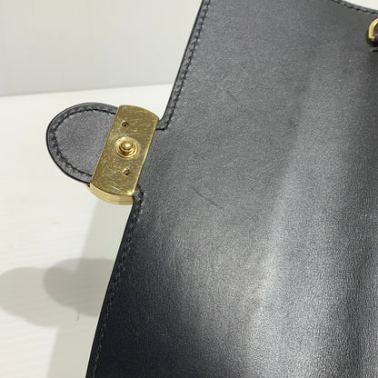 【中古品】【レディース】 GUCCI グッチ 409340 インターロッキングG ショルダーバッグ カバン ハンドバッグ 180-261009-ko-23-teih サイズ：箱付き カラー：ブラック 万代Net店