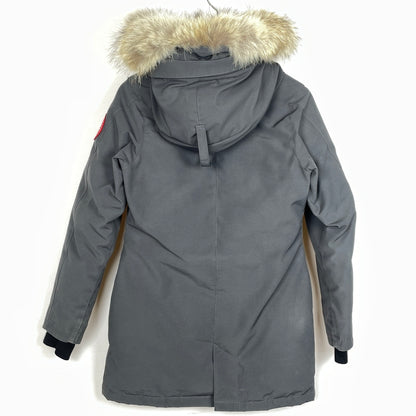 【現状渡し品】【メンズ】 CANADA GOOSE カナダグース VICTORIA PARKA 3037LA ヴィクトリア パーカー アウター 141-261009-sa-06-teih サイズ：XS カラー：グレー 万代Net店