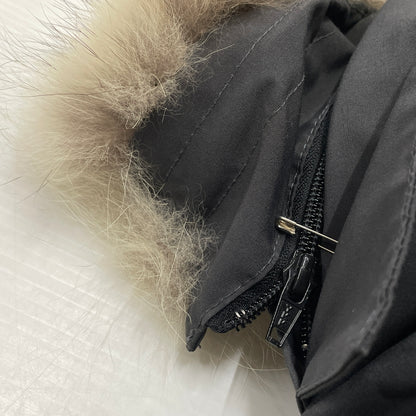 【現状渡し品】【メンズ】 CANADA GOOSE カナダグース VICTORIA PARKA 3037LA ヴィクトリア パーカー アウター 141-261009-sa-06-teih サイズ：XS カラー：グレー 万代Net店