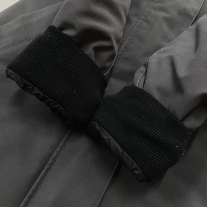 【現状渡し品】【メンズ】 CANADA GOOSE カナダグース VICTORIA PARKA 3037LA ヴィクトリア パーカー アウター 141-261009-sa-06-teih サイズ：XS カラー：グレー 万代Net店