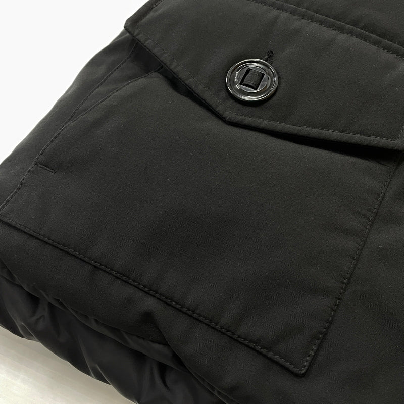 【中古品】【メンズ】 CANADA GOOSE カナダグース × DOWN VEST MENGAPP323WIN ダウン ベスト アウター 141-261011-sa-16-teih サイズ：M カラー：ブラック 万代Net店