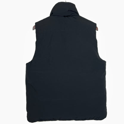 【中古品】【メンズ】 CANADA GOOSE カナダグース × DOWN VEST MENGAPP323WIN ダウン ベスト アウター 141-261011-sa-16-teih サイズ：M カラー：ブラック 万代Net店