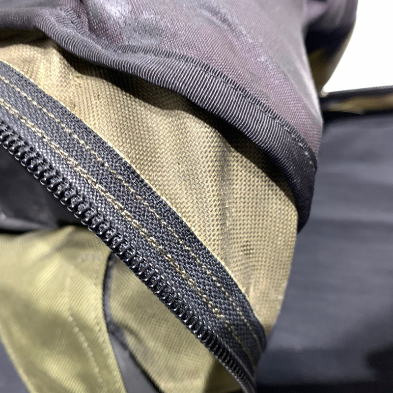 【現状渡し品】【メンズ/レディース】 ARC'TERYX アークテリクス ARRO 16 BACKPACK 24018 アロー16 バックパック カバン リュックサック 188-261011-ko-17-teih カラー：カーキ/ブラック 万代Net店