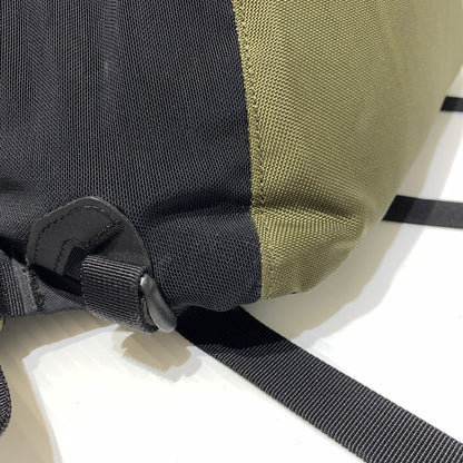 【現状渡し品】【メンズ/レディース】 ARC'TERYX アークテリクス ARRO 16 BACKPACK 24018 アロー16 バックパック カバン リュックサック 188-261011-ko-17-teih カラー：カーキ/ブラック 万代Net店