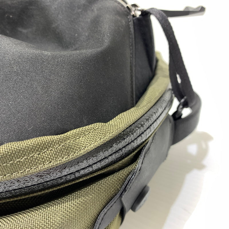 【現状渡し品】【メンズ/レディース】 ARC'TERYX アークテリクス ARRO 16 BACKPACK 24018 アロー16 バックパック カバン リュックサック 188-261011-ko-17-teih カラー：カーキ/ブラック 万代Net店