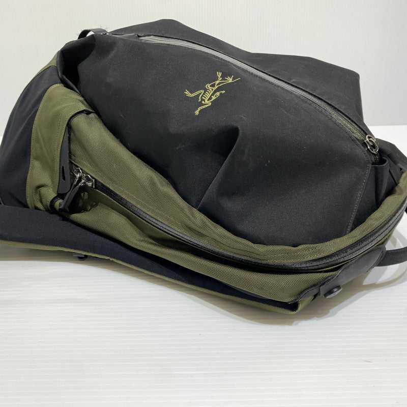 【現状渡し品】【メンズ/レディース】 ARC'TERYX アークテリクス ARRO 16 BACKPACK 24018 アロー16 バックパック カバン リュックサック 188-261011-ko-17-teih カラー：カーキ/ブラック 万代Net店