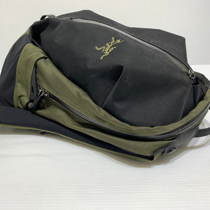 【現状渡し品】【メンズ/レディース】 ARC'TERYX アークテリクス ARRO 16 BACKPACK 24018 アロー16 バックパック カバン リュックサック 188-261011-ko-17-teih カラー：カーキ/ブラック 万代Net店