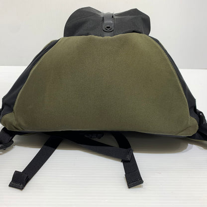 【現状渡し品】【メンズ/レディース】 ARC'TERYX アークテリクス ARRO 16 BACKPACK 24018 アロー16 バックパック カバン リュックサック 188-261011-ko-17-teih カラー：カーキ/ブラック 万代Net店