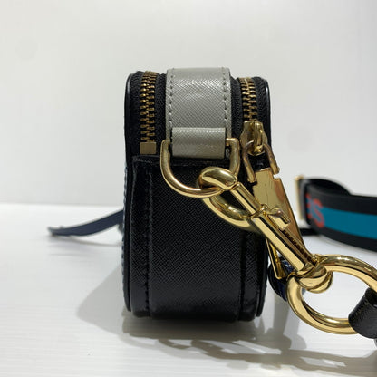【中古品】【レディース】 MARC JACOBS マークジェイコブス THE SNAPSHOT LEATHER SHOULDER BAG M0014146 スナップショット レザー ショルダーバッグ カバン 188-261011-ko-19-teih カラー：ブルーシーマルチ 万代Net店