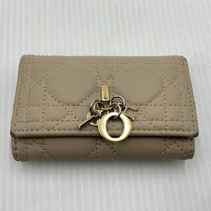 【現状渡し品】【メンズ/レディース】 CHRISTIAN DIOR クリスチャンディオール MY DIOR ASTER S0983ONMJ_M51U キーケース アクセサリー キーフック 183-261014-ko-10-teih カラー：ベージュ 万代Net店