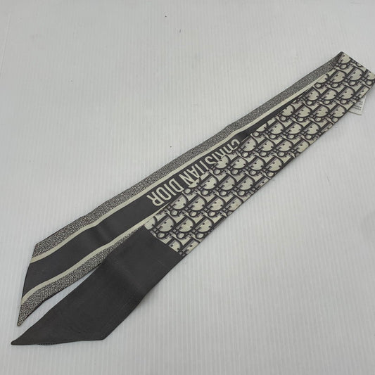 【現状渡し品】【レディース】 CHRISTIAN DIOR クリスチャンディオール OBLIQUE MITZAH SCARF 15D0B106I600 オブリーク ミッツァ スカーフ アクセサリー シルク 182-261016-ko-16-teih カラー：グレー 万代Net店