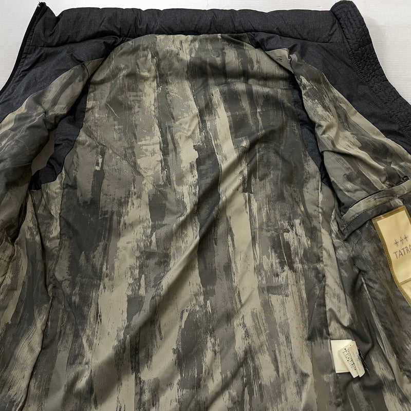 【中古品】【メンズ】 TATRAS タトラス × STRADA EST ストラダ エスト 別注コラボ EXCLUSIVE DOWN VEST MTA6SE4443 エクスクルーシブ ダウン ベスト アウター 141-261011-sa-15-teih サイズ：2 カラー：グレー 万代Net店