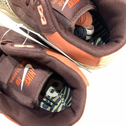 【中古品】【メンズ】 NIKE SB ナイキエスビー×ARTS REC IF0501-200 AIR TRAINER 1 ""EARTH AND DUSTY PEACH"" スニーカー 靴 箱付き・黒タグ・シューレース付き 160-261024-io-26-fuzh サイズ：27.5cm カラー：ブラウン 万代Net店