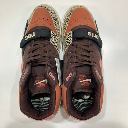 【中古品】【メンズ】 NIKE SB ナイキエスビー×ARTS REC IF0501-200 AIR TRAINER 1 ""EARTH AND DUSTY PEACH"" スニーカー 靴 箱付き・黒タグ・シューレース付き 160-261024-io-26-fuzh サイズ：27.5cm カラー：ブラウン 万代Net店
