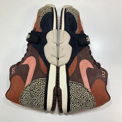 【中古品】【メンズ】 NIKE SB ナイキエスビー×ARTS REC IF0501-200 AIR TRAINER 1 ""EARTH AND DUSTY PEACH"" スニーカー 靴 箱付き・黒タグ・シューレース付き 160-261024-io-26-fuzh サイズ：27.5cm カラー：ブラウン 万代Net店