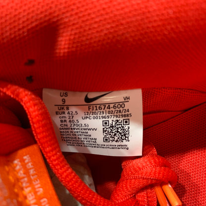 【中古美品】【メンズ】 NIKE SB ナイキエスビー FJ1674-600 DUNK LOW PRO ISO ORANGE LABEL "UNC RED GUM" スニーカー 靴 RED 黒タグ・箱・シューレース付属 160-261024-io-29-fuzh サイズ：27cm カラー：レッド 万代Net店