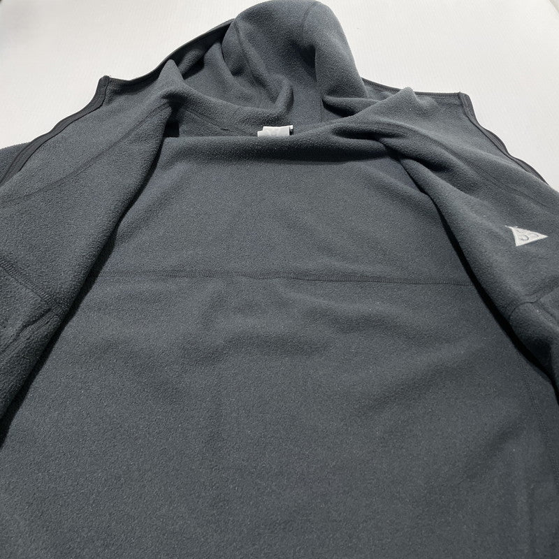 【中古品】【メンズ】 NIKE ACG ナイキ エーシージー WOLF TREE FULLZIP HOODIE JACKET FB8083-060 ウルフツリー フルジップ フーディ ジャケット ライトアウター フリース 168-261014-yo-10-teih サイズ：M カラー：グレー 万代Net店