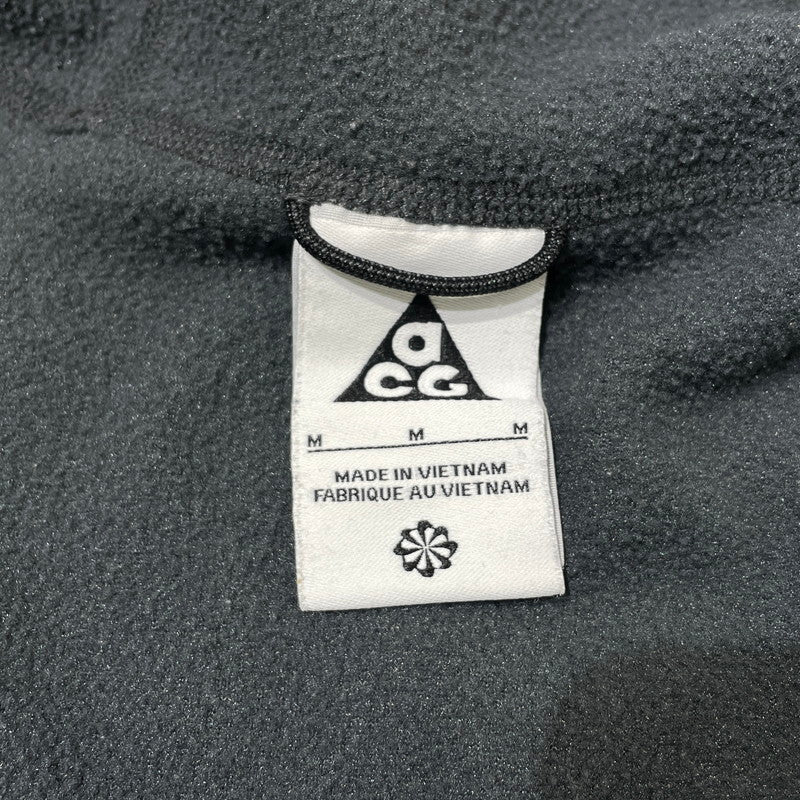 【中古品】【メンズ】 NIKE ACG ナイキ エーシージー WOLF TREE FULLZIP HOODIE JACKET FB8083-060 ウルフツリー フルジップ フーディ ジャケット ライトアウター フリース 168-261014-yo-10-teih サイズ：M カラー：グレー 万代Net店