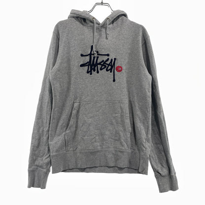 【中古品】【メンズ】 STUSSY ステューシー EMBROIDERY LOGO HOODIE 刺繍 ロゴ フーディー 長袖 トップス プルーオーバー パーカー 142-261012-yo-15-teih サイズ：S カラー：グレー 万代Net店