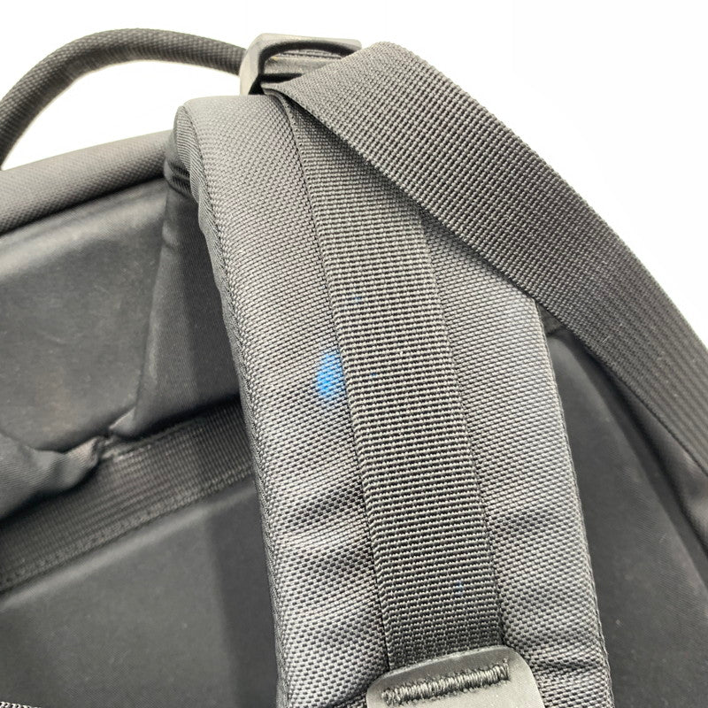 【現状渡し品】【メンズ】 ARC'TERYX アークテリクス ARRO 22 BACKPACK 24016-119936 アロー バックパック カバン リュックサック 188-261014-ko-21-teih カラー：ブラック/カーキ 万代Net店
