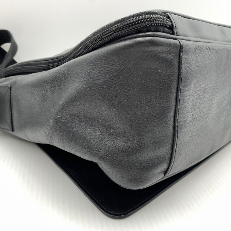 【現状渡し品】【メンズ】 BALLY バリー LEATHER SHOULDER BAG レザーショルダーバッグ カバン トートバッグ 188-261014-ko-23-teih カラー：ブラック 万代Net店